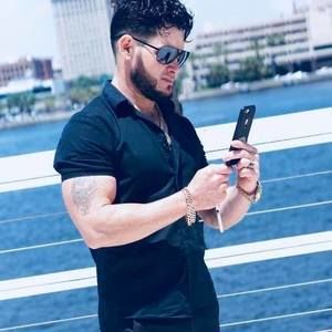 Meet your Posher, Noel